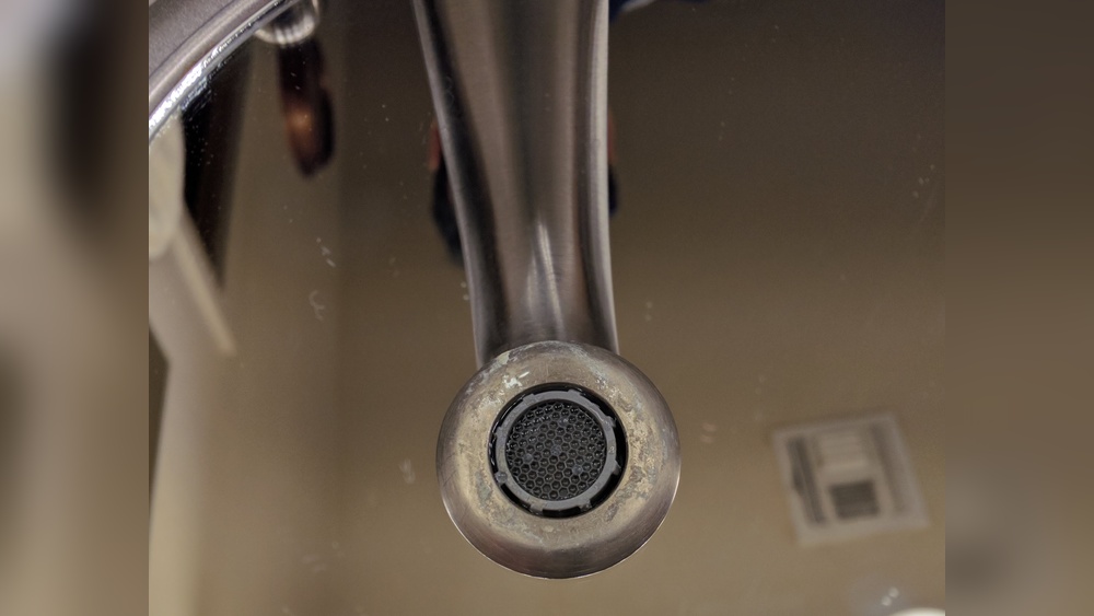How to Remove a Recessed Faucet Aerator